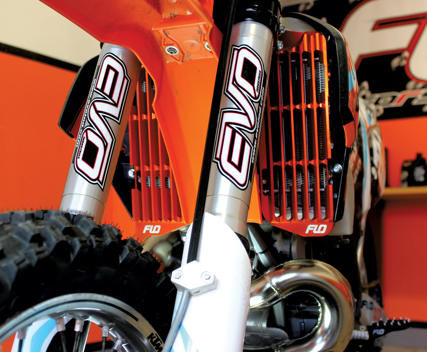 FLO Motorsports High Flow Radiator Brace for KTM 350/500 EXC-F and XCF-W Models – Orange Part Number FLO750ORG