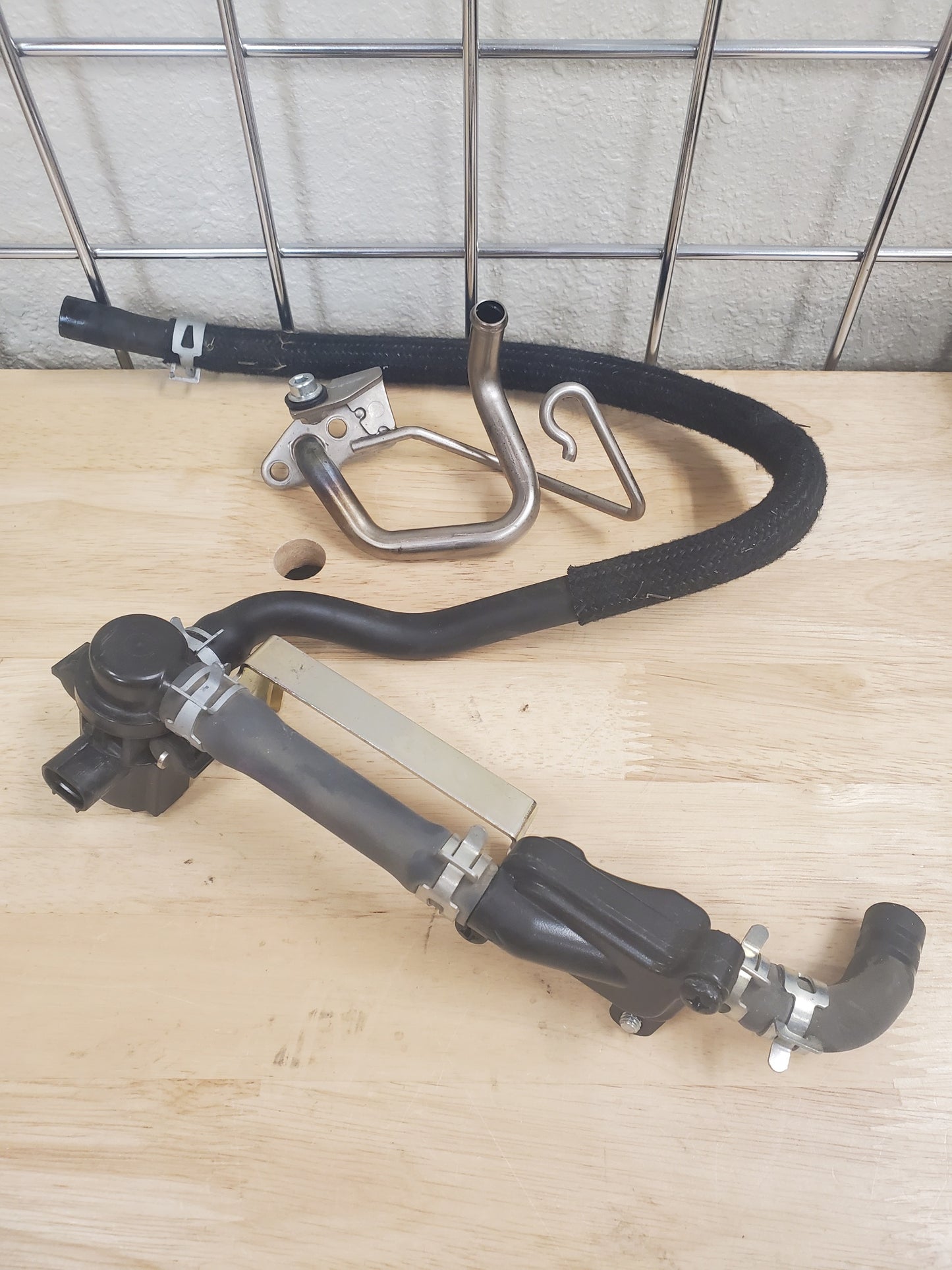 OEM 17-26 Yamaha YFZ450R Oil Delivery Hose Pipe Tube 1TD-14871-00-00