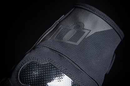 ICON Stormhawk™ Gloves - Black Medium, Model 3301-3966 - Three-Season Motorcycle Riding Gloves