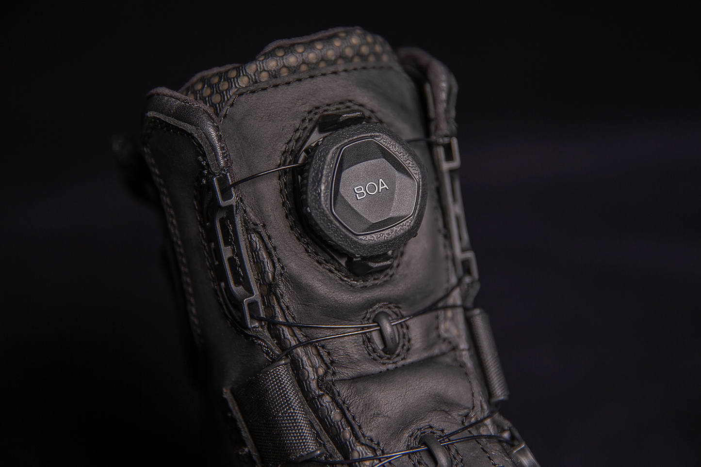 ICON Stormhawk Boots - Black Size 7 – Water-Resistant Leather Motorcycle Boots with BOA® Fit System