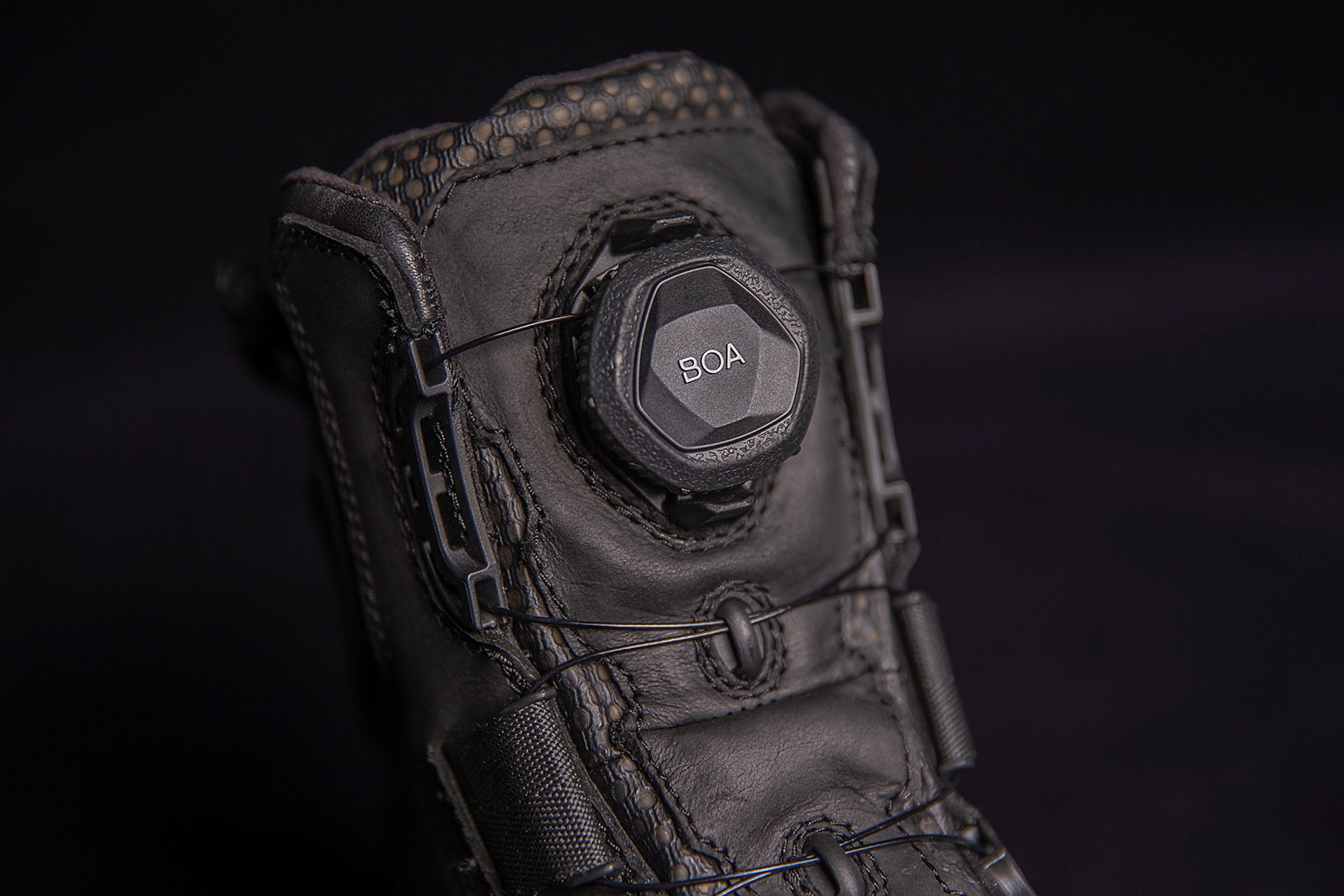 ICON Stormhawk Boots - Black Size 7 – Water-Resistant Leather Motorcycle Boots with BOA® Fit System