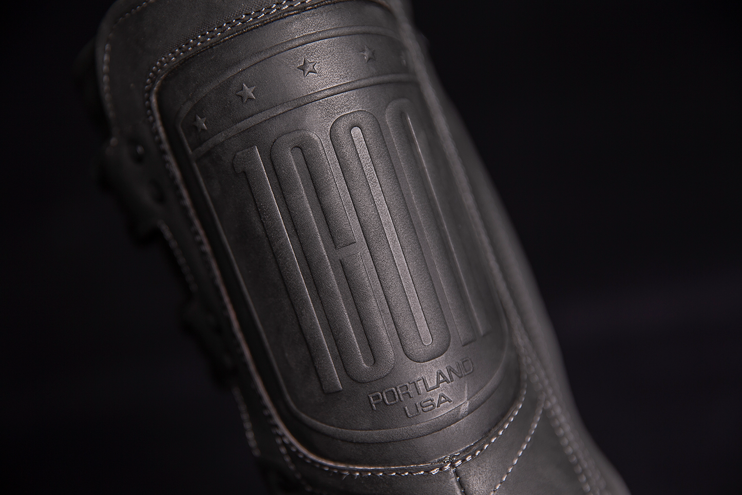 ICON Elsinore 2™ CE Boots - Black Size 9.5 - Durable Leather Motorcycle Boots with Impact Protection