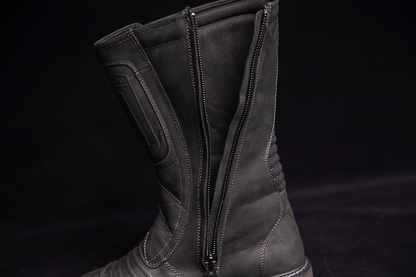 ICON Elsinore 2™ CE Boots - Black Size 9.5 - Durable Leather Motorcycle Boots with Impact Protection