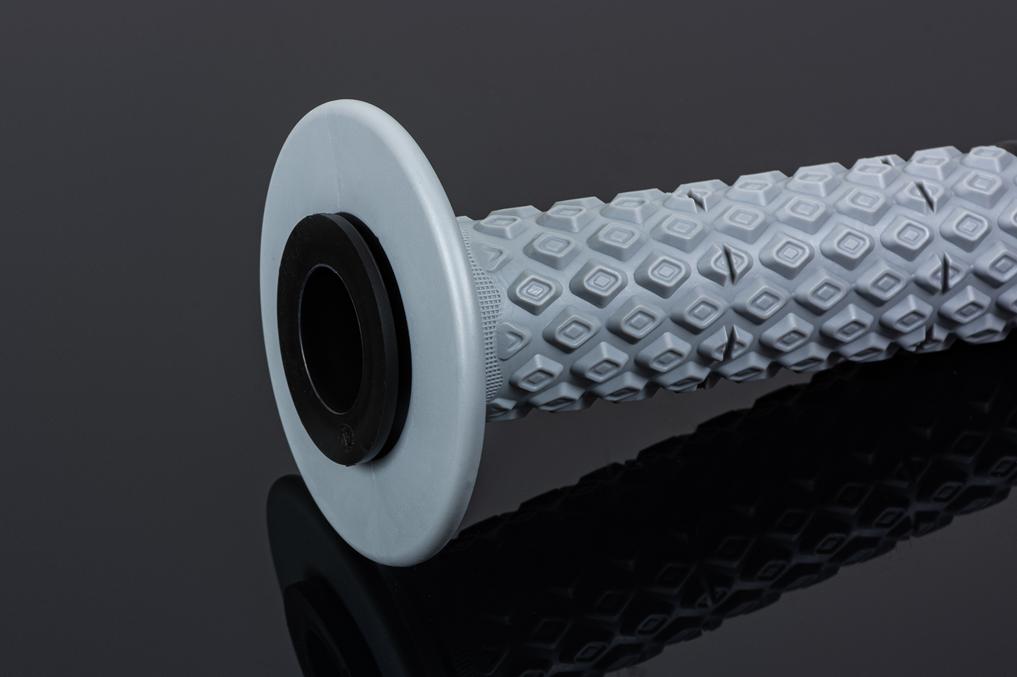 RENTHAL MX Dual Grips G202 – Comfort Soft/Firm Black for Enhanced Riding Control