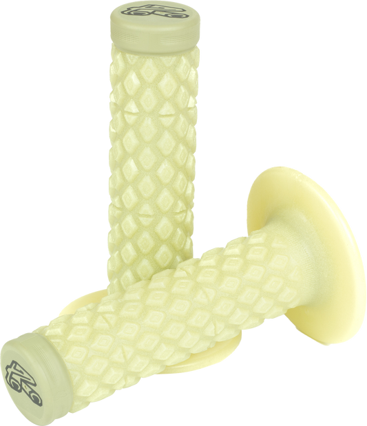 Renthal MX R-Works Dual Grips - Comfort with Ergo Diamond Vibration Dampers - Part G196