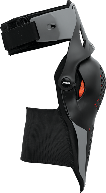 THOR Sentinel Knee Guards Black Size S/M - Durable ABS/TPU Chassis with Anatomical Design