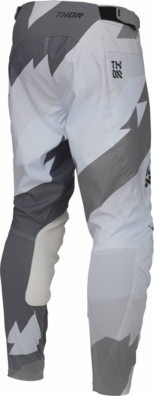 THOR Launchmode Brave Pants Black/Gray US 28 - Durable Motocross Gear with Enhanced Ventilation and Comfort