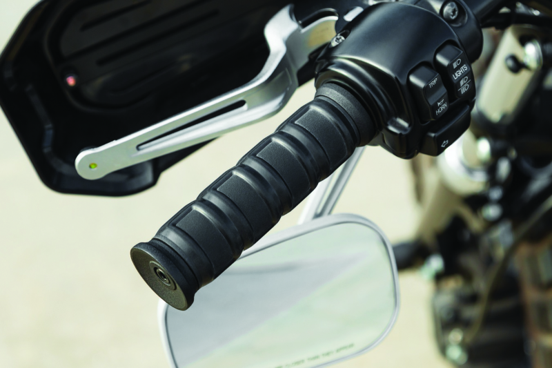 Kuryakyn Dillinger Grips Dual Cable Satin Black – Aggressive Control with Vibration Dampening