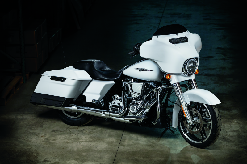 Kuryakyn Precision Tappet Block Accent for Milwaukee-8 Engines 2017 and Later - Chrome Finish