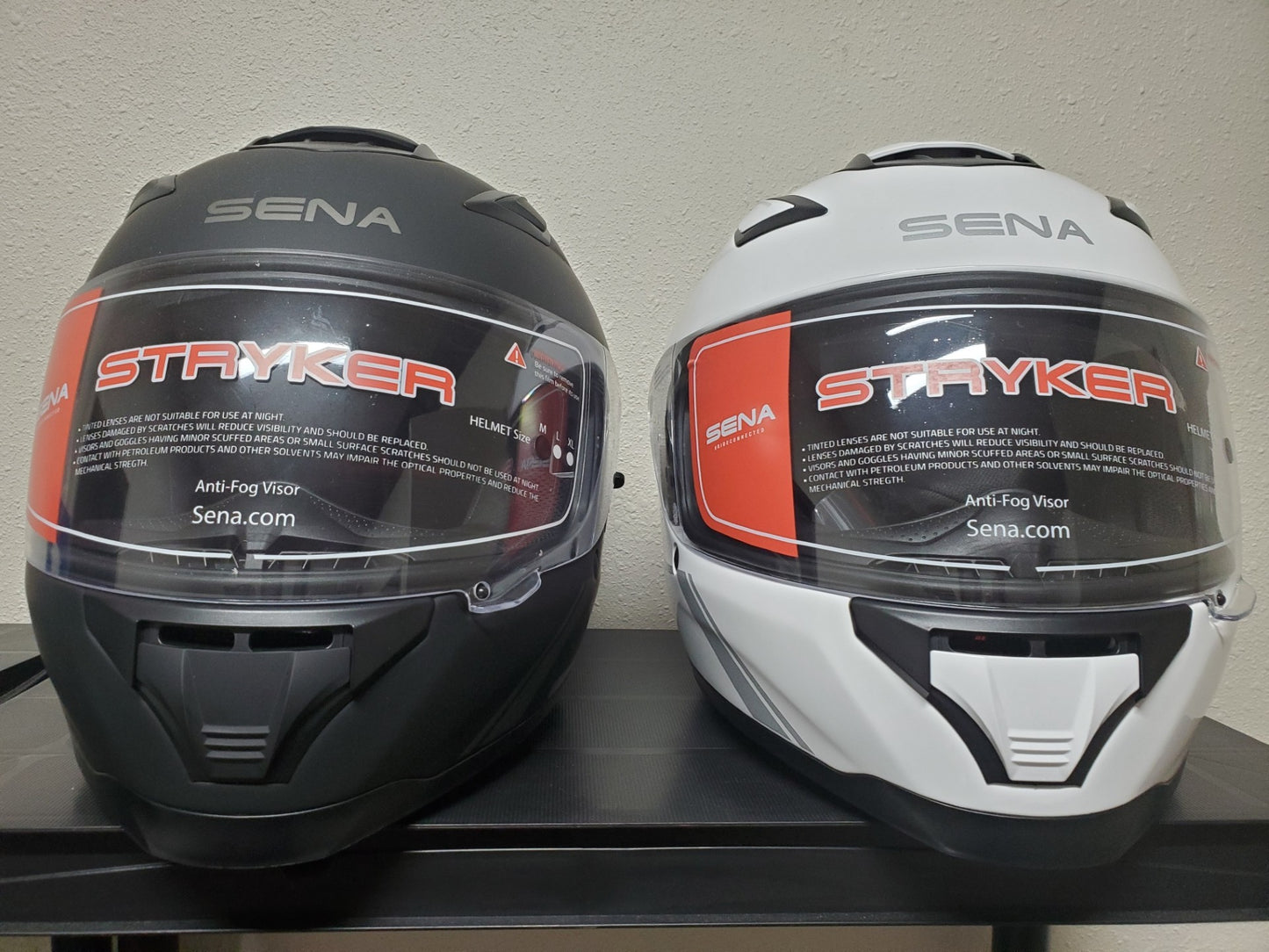 Sena Stryker Helmet Bluetooth Mesh Harman Kardon Sound : Matte Black Gloss White