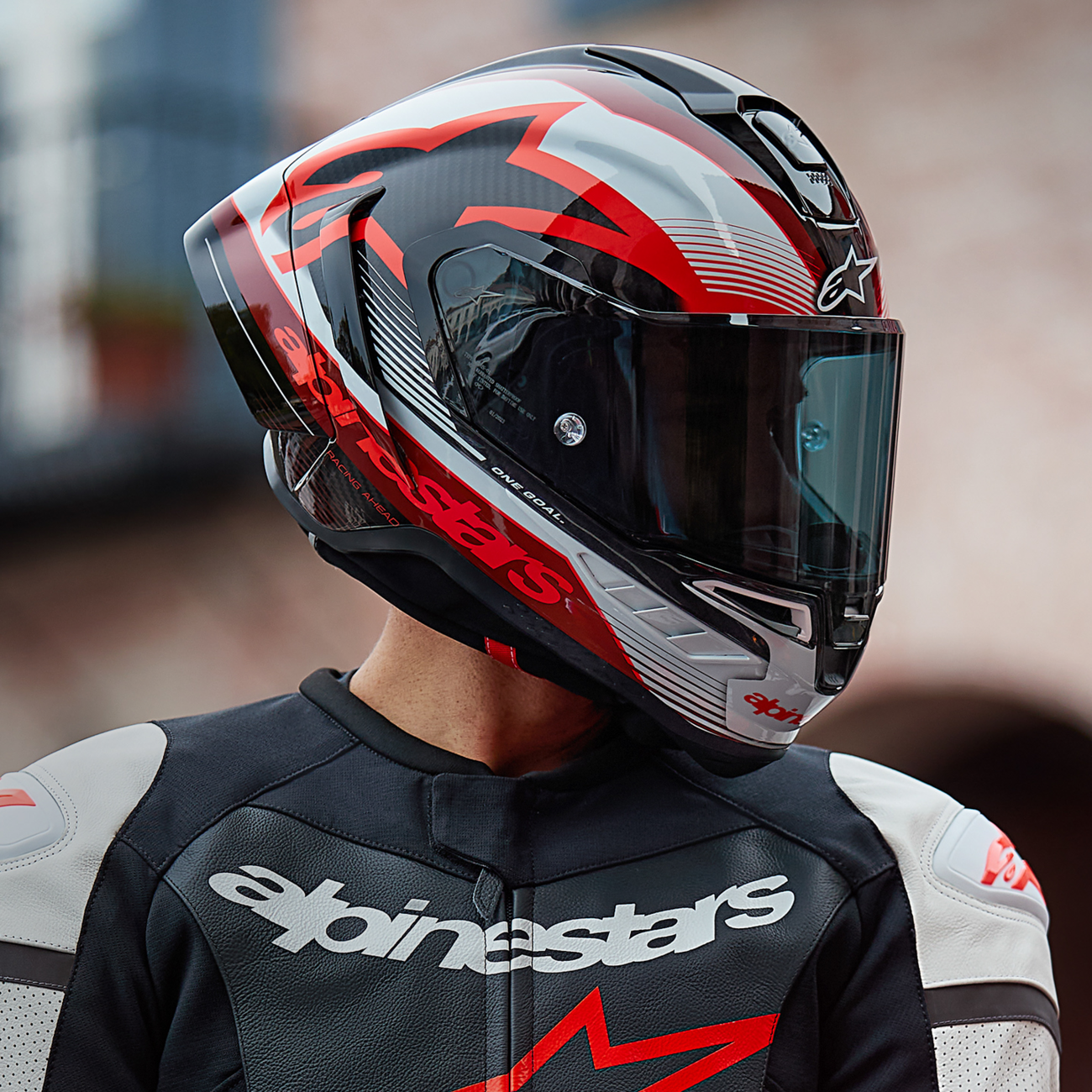 ALPINESTARS Supertech R10 Helmet - Team Black/Carbon Red/Gloss White 2XL - Kelly Motorsports