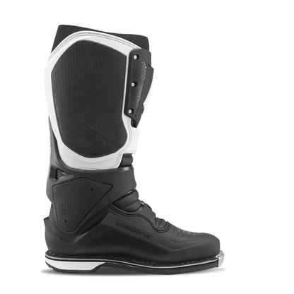 Sg22 Boots Black/White Sz 8