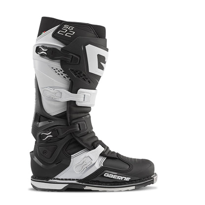 Gaerne SG22 Boots Black/White - Kelly Motorsports