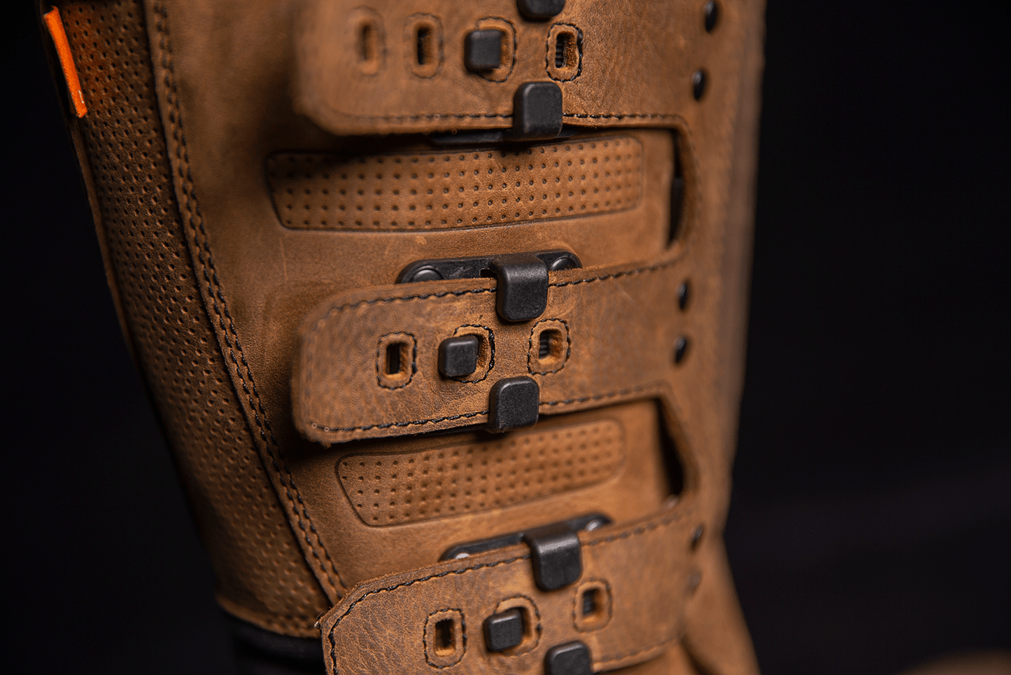 ICON Elsinore 2™ CE Leather Riding Boots w/Impact Protection - Kelly Motorsports