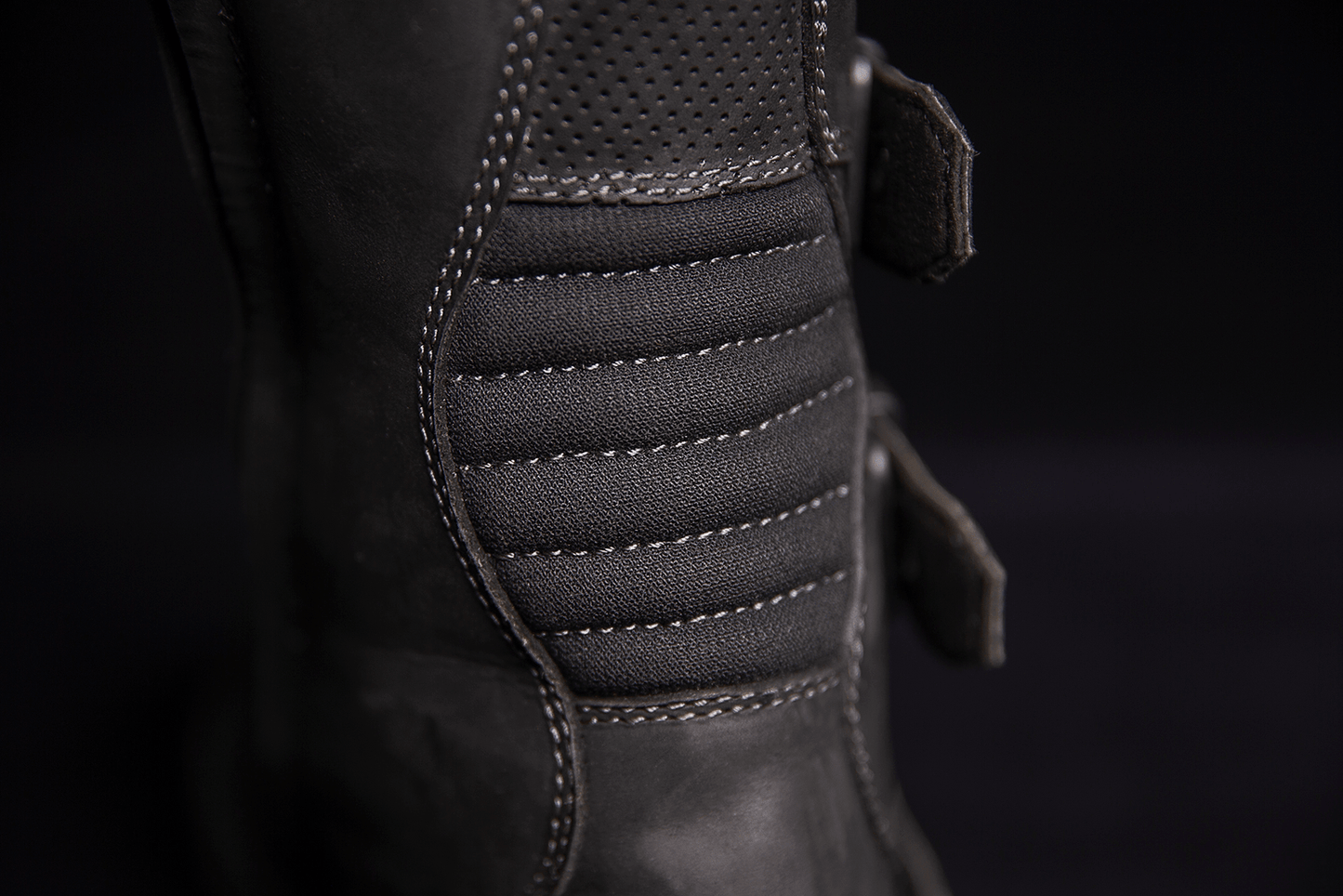 ICON Elsinore 2™ CE Leather Riding Boots w/Impact Protection - Kelly Motorsports