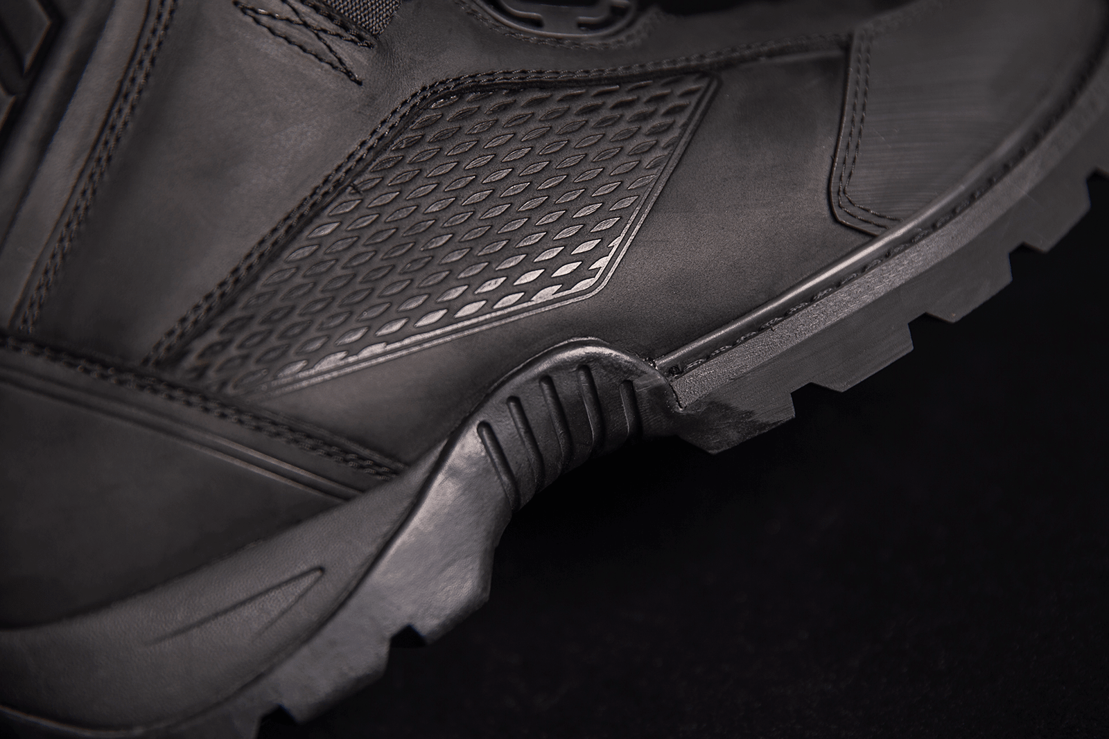 ICON Stormhawk Water-Resistant Leather Motorcycle Boots with BOA® Fit System and D3O® - Kelly Motorsports