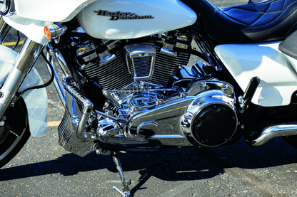 Kuryakyn Precision Transmission Top Cover for 2017-2018 Harley Davidson Touring Models in Chrome - Part Number KUR6415 - Kelly Motorsports