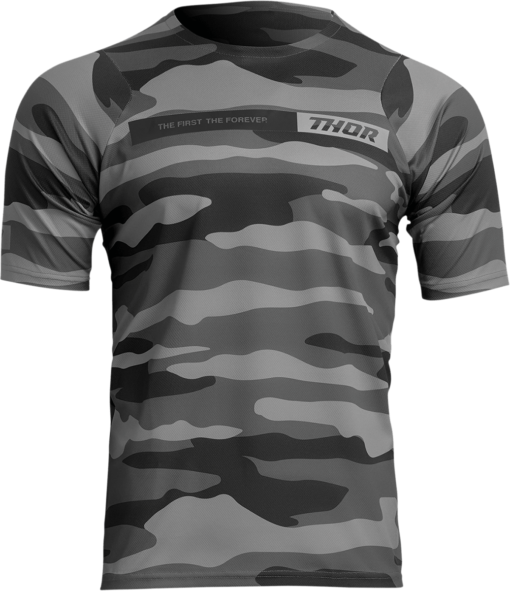 THOR Assist Short-Sleeve Jersey - Camo Dark Gray - XS | MTB & e-MTB Performance - Kelly Motorsports